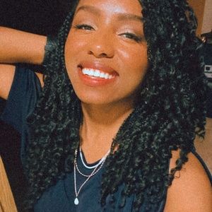 Meet your Posher, Nanice